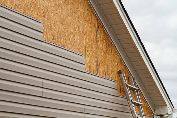 Professional Fiber Cement Siding technician working in King George, VA